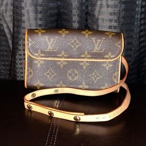 Louis Vuitton Pochette Florentine Monogram